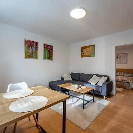 3 Private Flat Center Fresh And New Jarna קושיצה